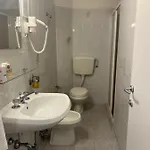 Otel Nice 2*
